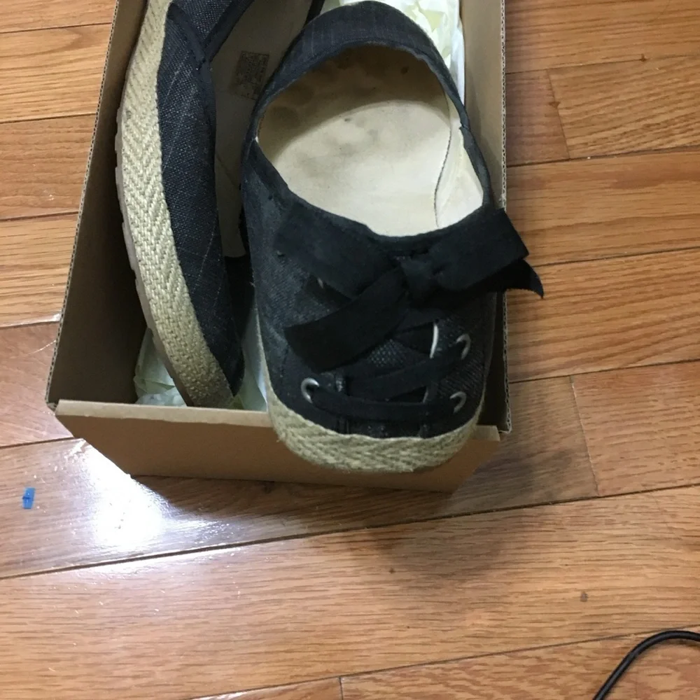UGG Black Espadrille Shoes with Classic Design